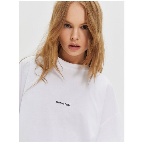 Футболка оверсайз, круглый вырез,  размер One size, белый