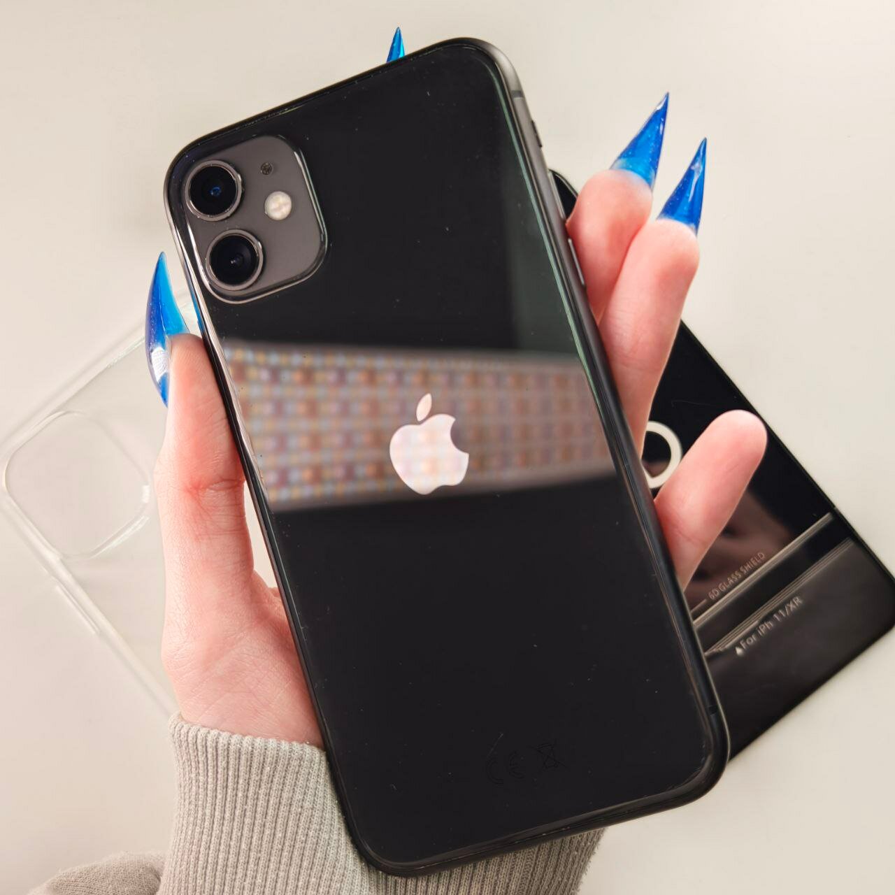 Смартфон Apple iPhone 11 128 ГБ, Dual: nano SIM + eSIM, черный