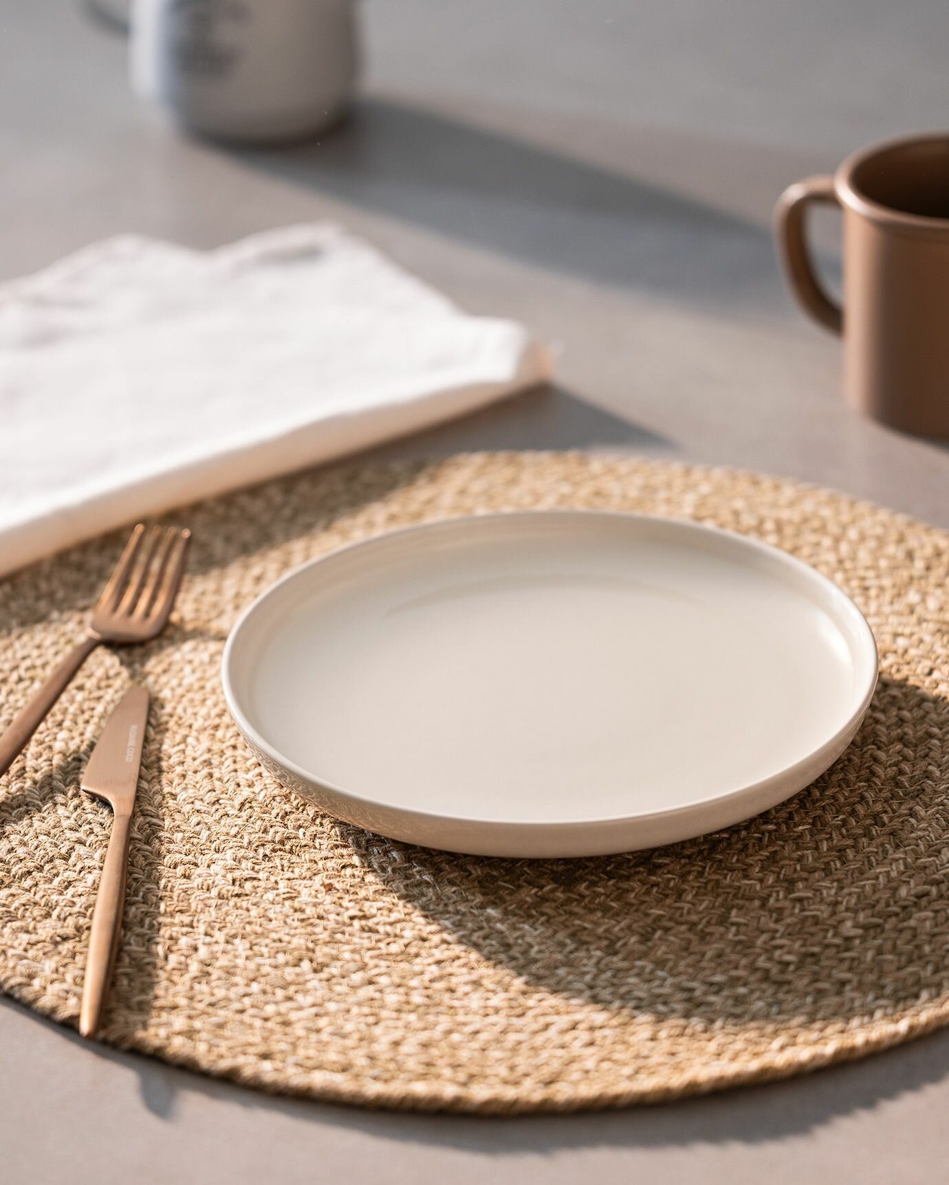 Тарелка обеденная фарфоровая, 19 см, фарфор, MADAME COCO, бежевая