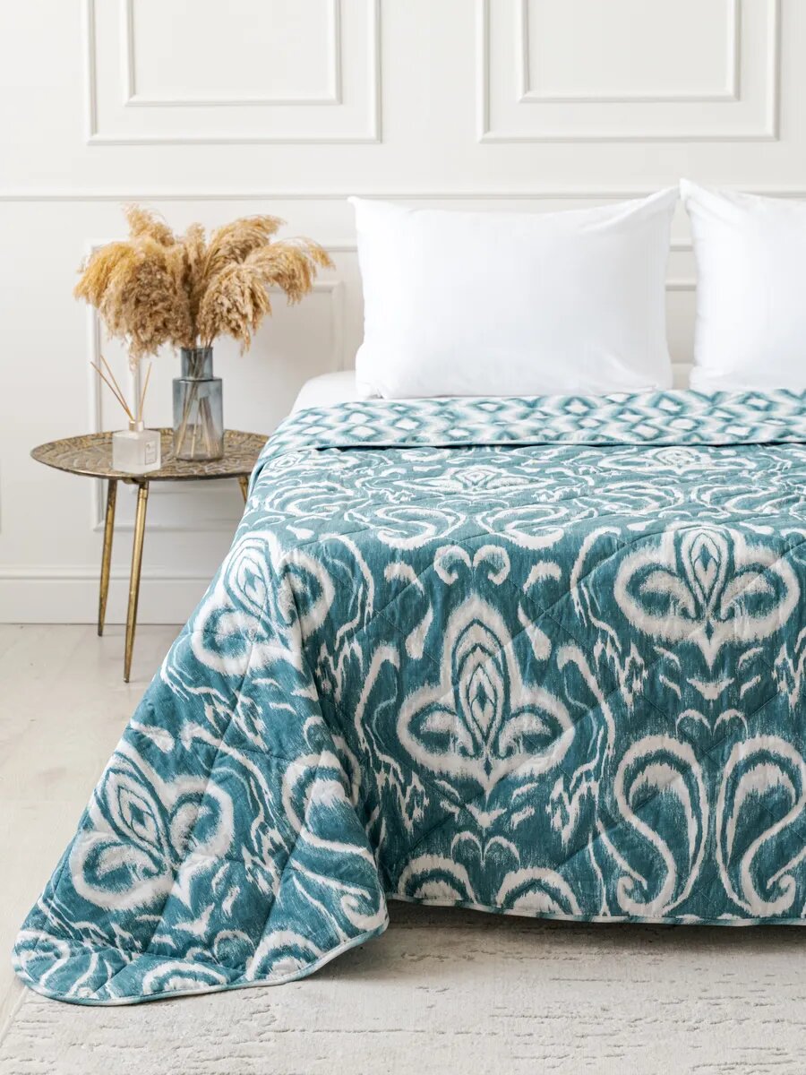 Покрывало на кровать 220х150 см