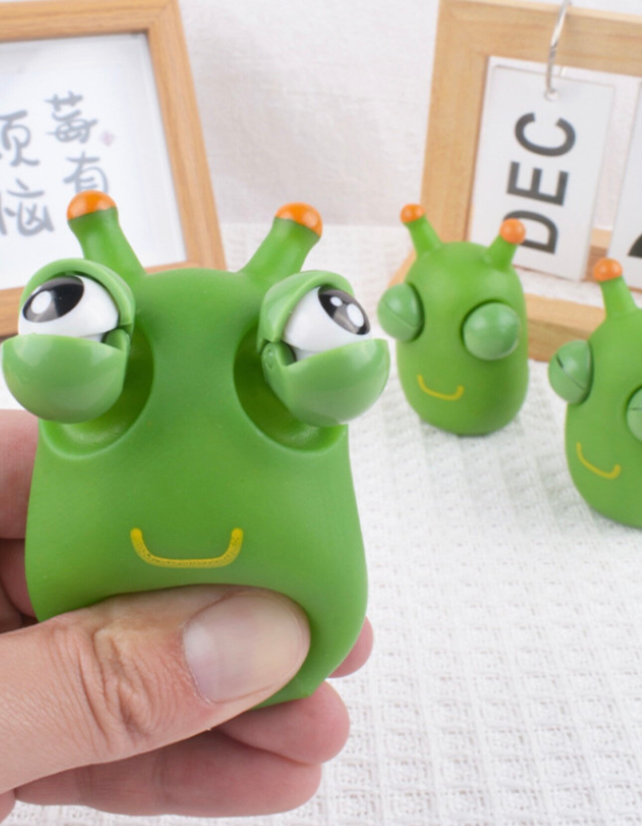 Игрушка антистресс улитка открывающая глаза, для детей и взрослых