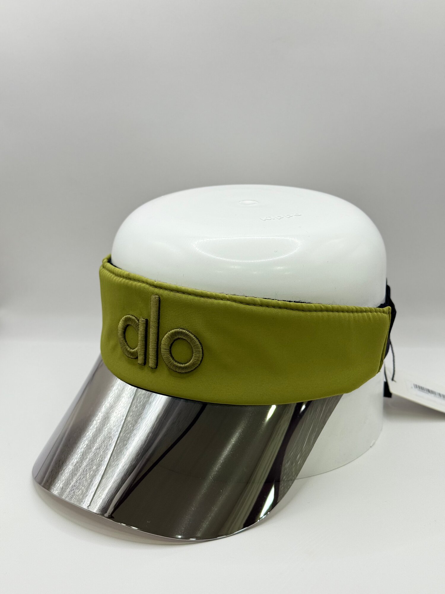 Кепка Alo козырек для женщин, размер 58 ( универсальный ), зеленая — фото 1