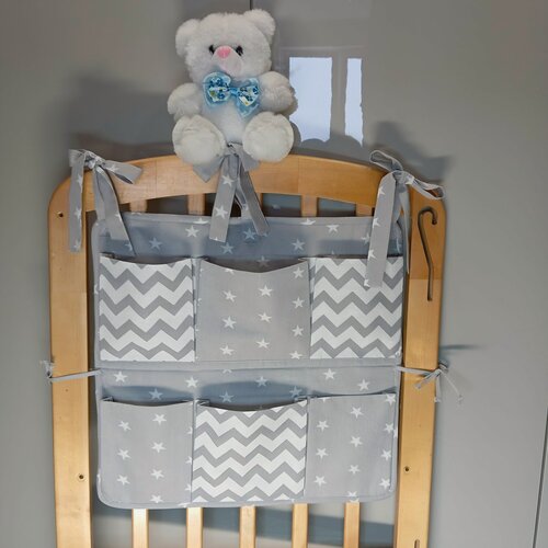 Изображение товара Карман-органайзер на детскую кроватку "Серый зиг-заг " 6 карманов 57 см х54 см