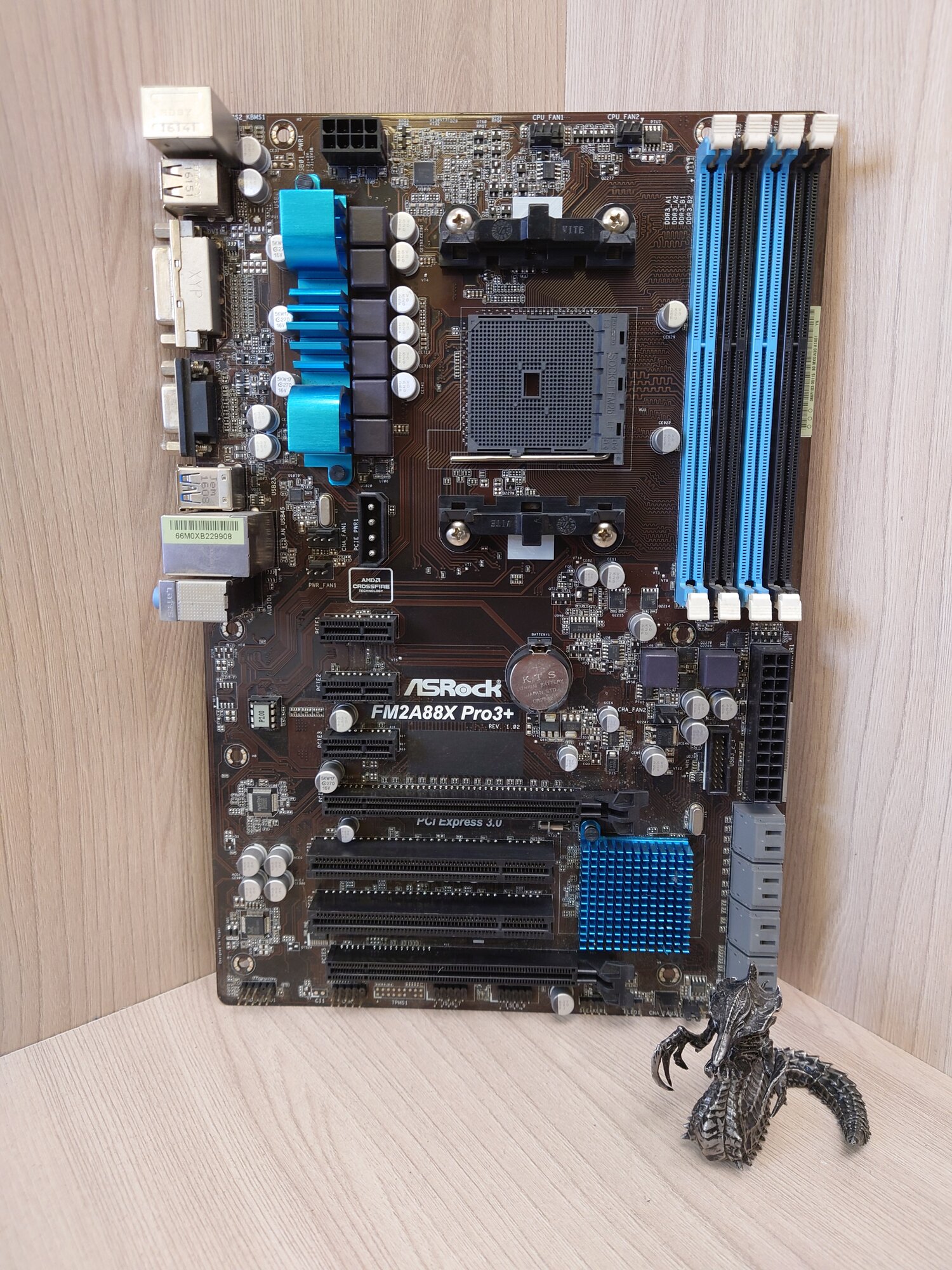 Материнская плата ASRock FM2A88X Pro3+ Socket FM2+