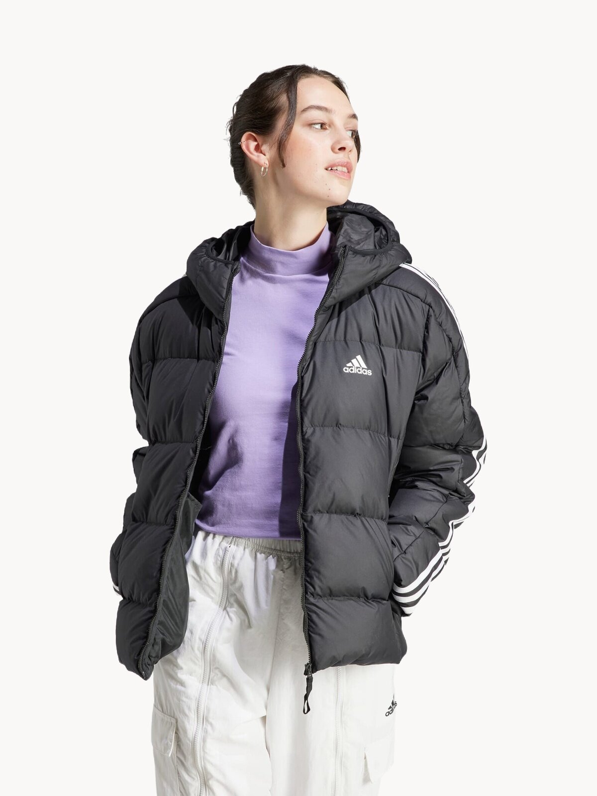 Пуховик adidas Essentials, размер XS INT, черный