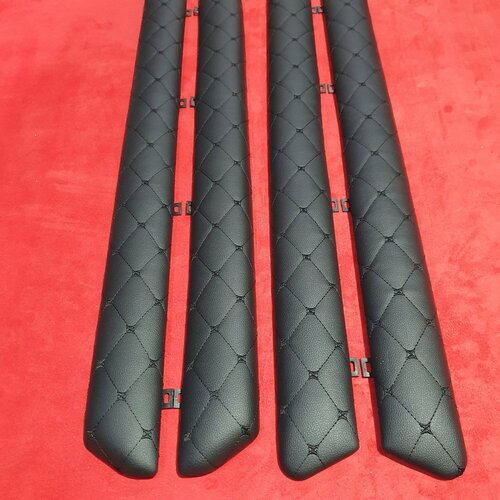 Батоны черный ромб Бабочка ВАЗ 2101 2102 2103 2104 2105 2106 2107 верхняя часть обшивки 4 шт 1350₽