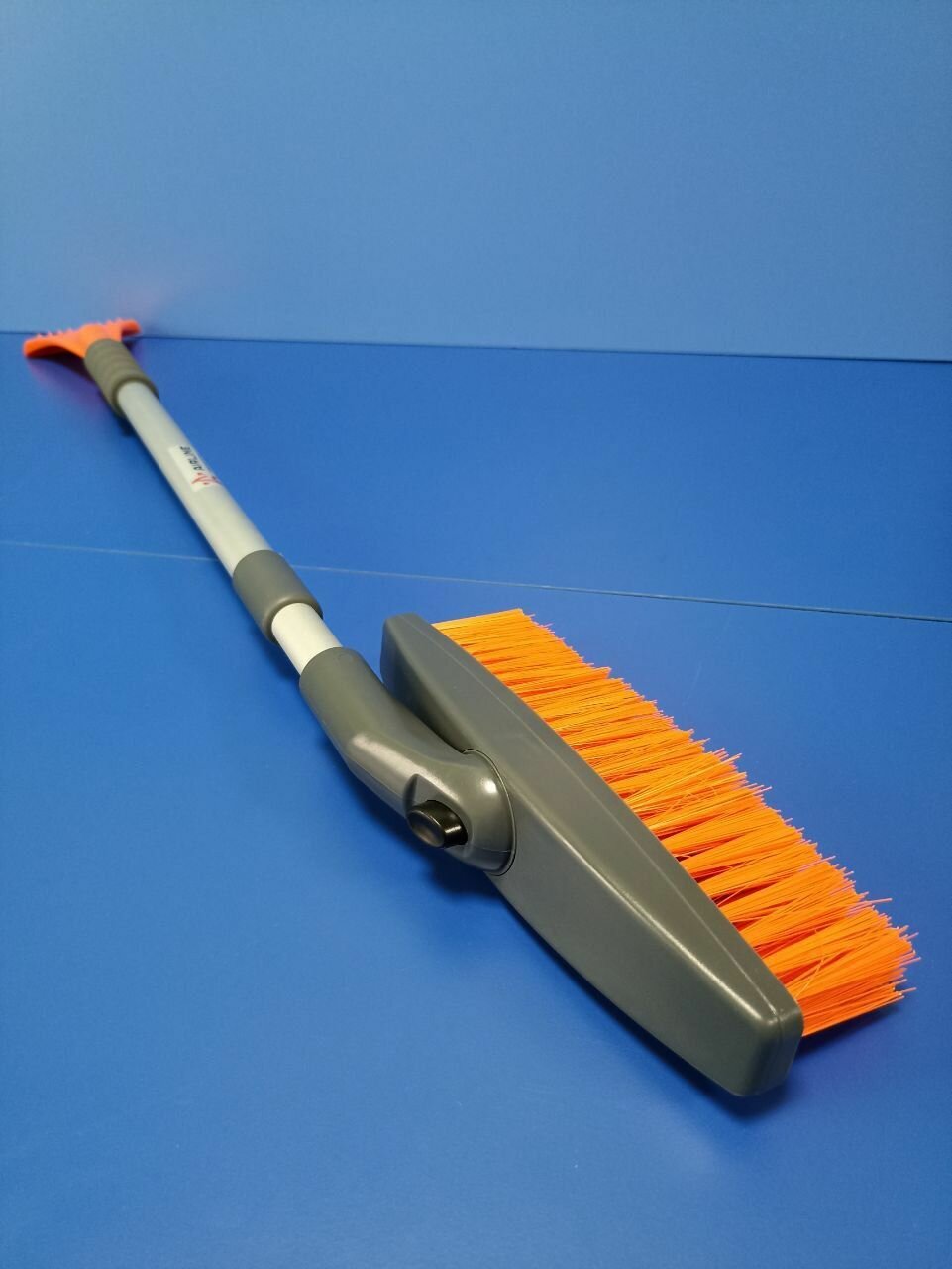 Щетка "AIRLINE" для снега и льда 20см с телескопической ручкой 123см