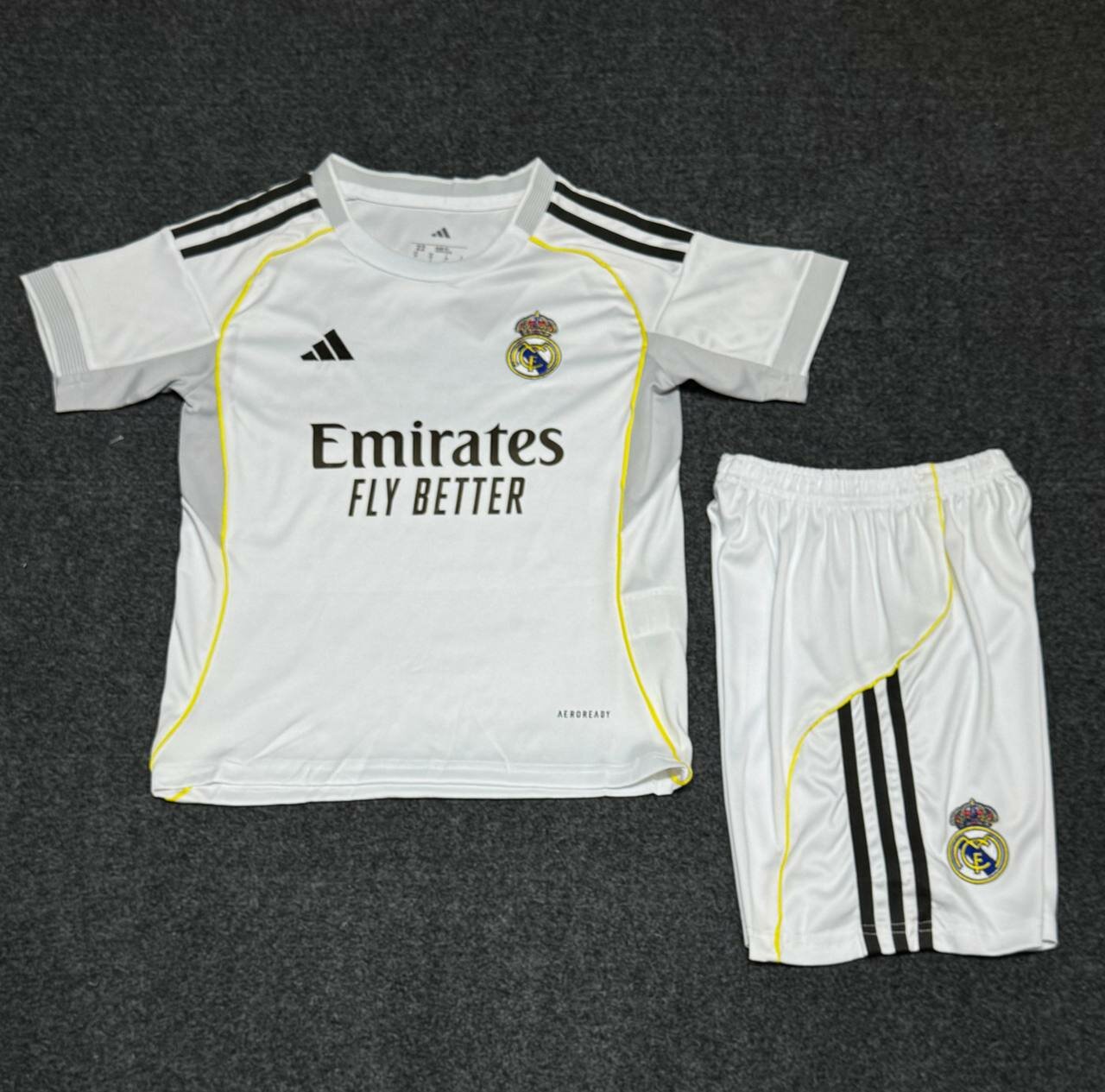 Форма спортивная adidas, размер 16, white