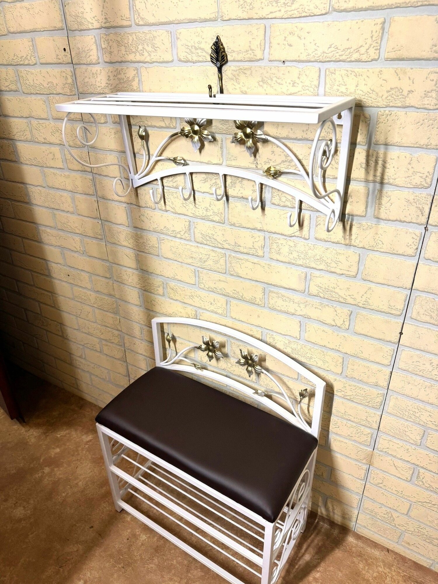 Кованая прихожая, Студия кованой мебели Нива, цвет белый/коричневый — фото 1