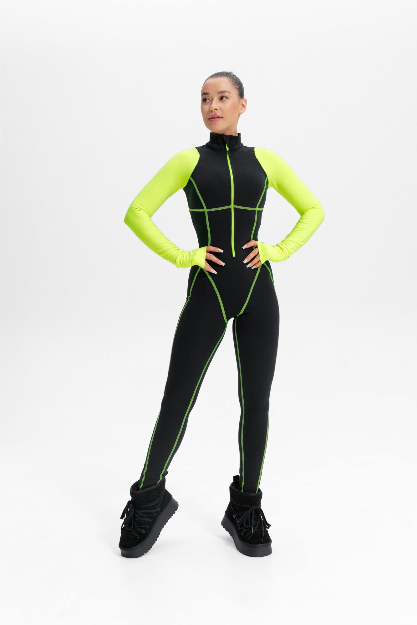 Комбинезон спортивный