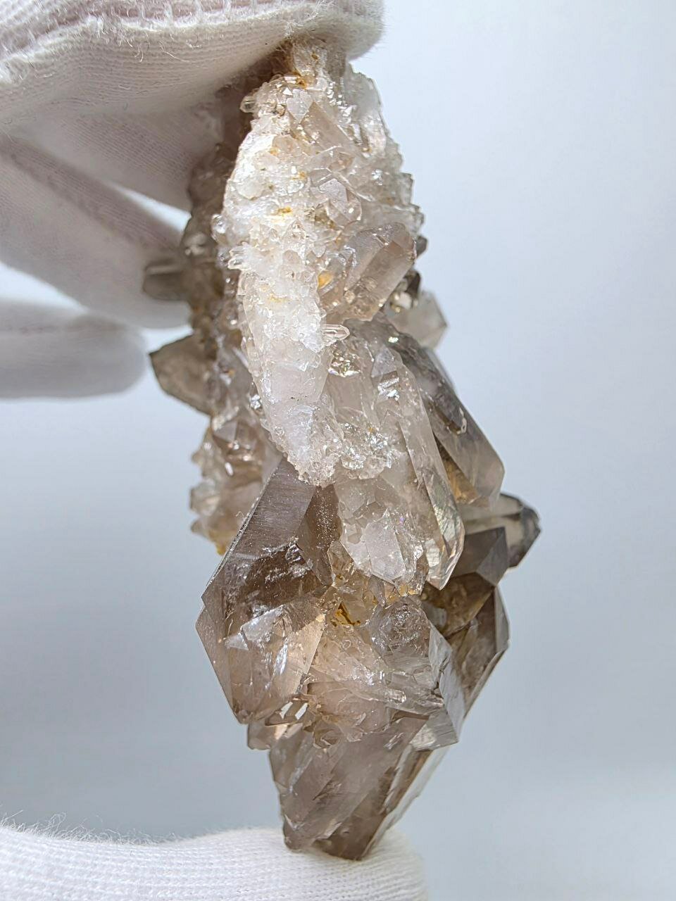 Щётка кристаллов дымчатого кварца 79 мм, 100 г — фото 1