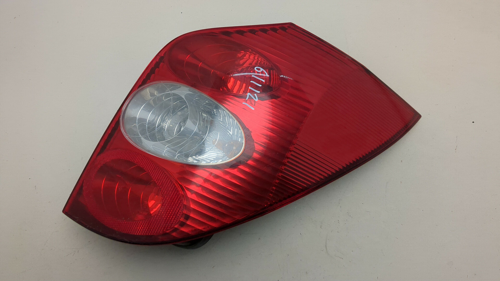 Фонарь (задний) правый Renault Laguna 2 Б/У
