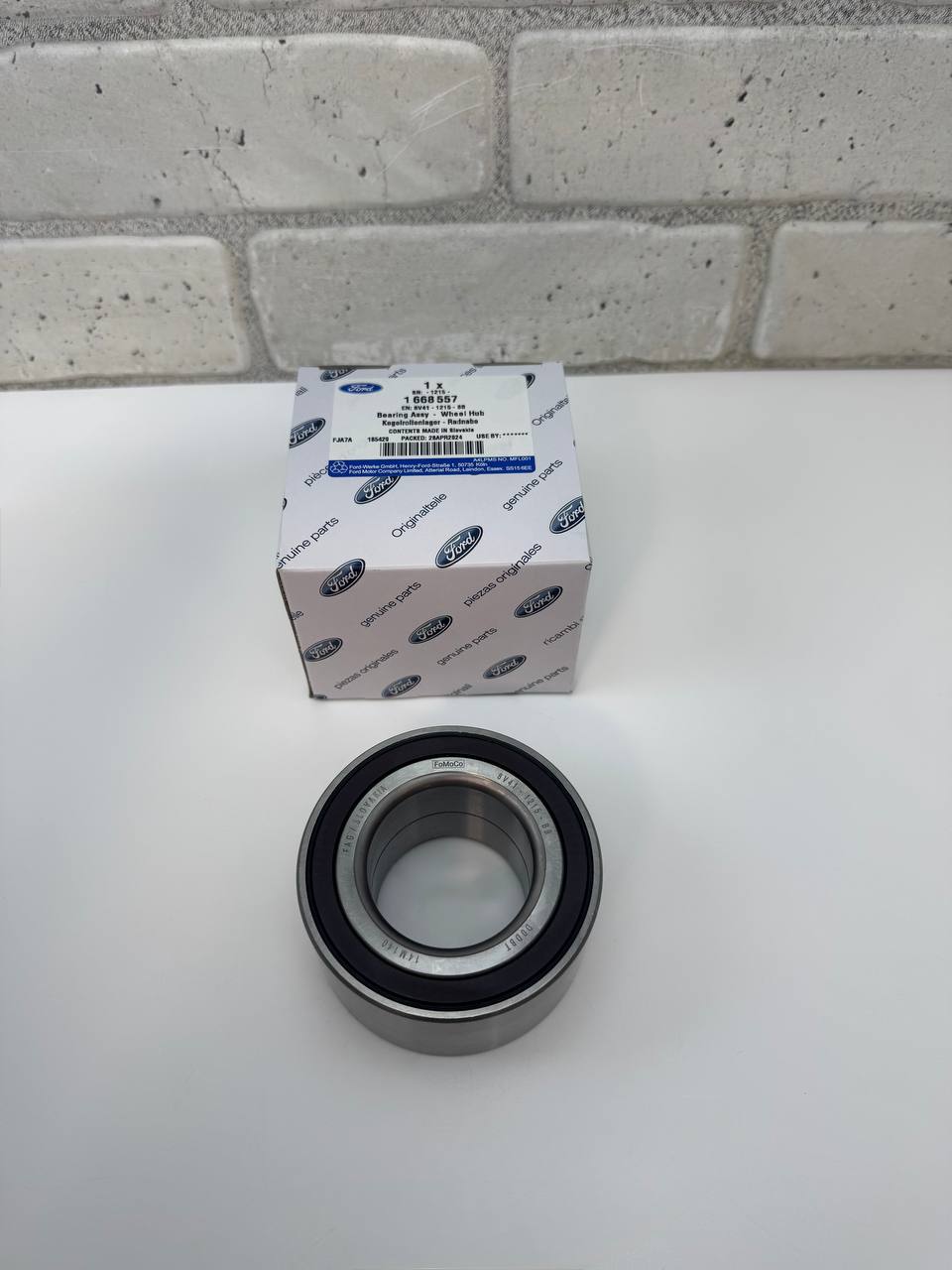 1668557 Оригинальный подшипник ступицы Ford