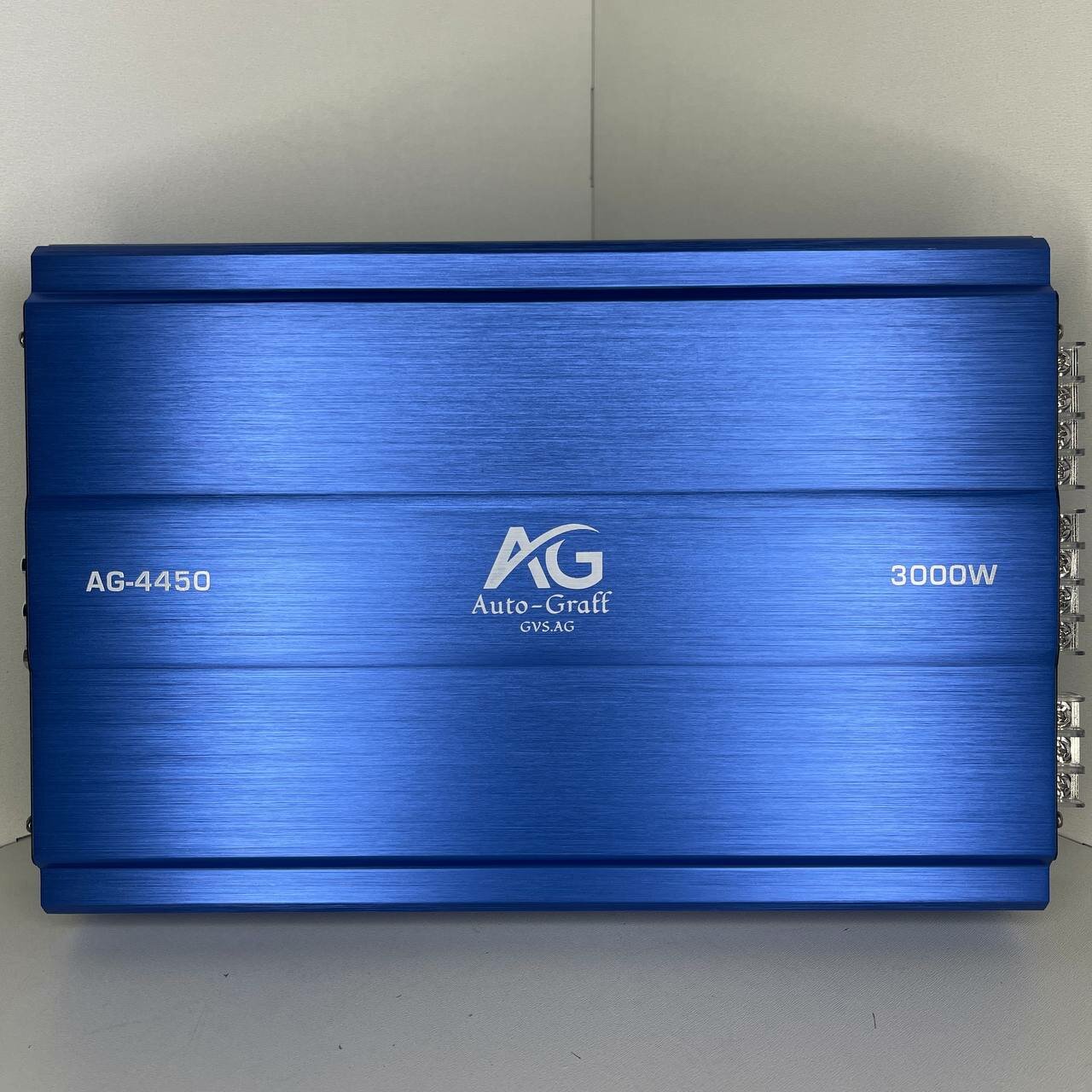 Автомобильный усилитель 4 канальный Auto-Graff-4450 3000W