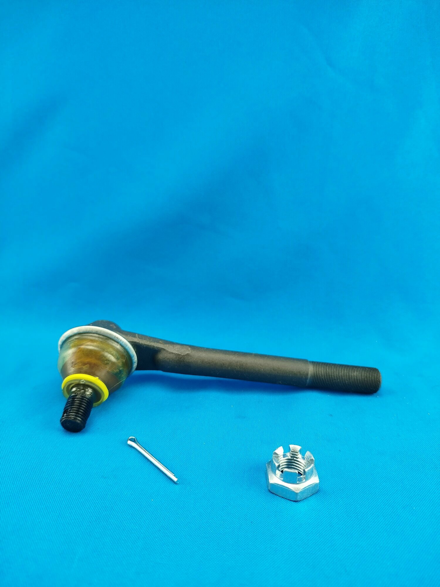 Наконечник рулевой "Трек" Нива Чемпион — фото 1