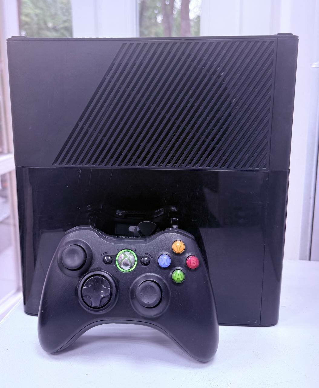 Игровая приставка Xbox 360 1000 Gb, Прошитый , С играми, Черный