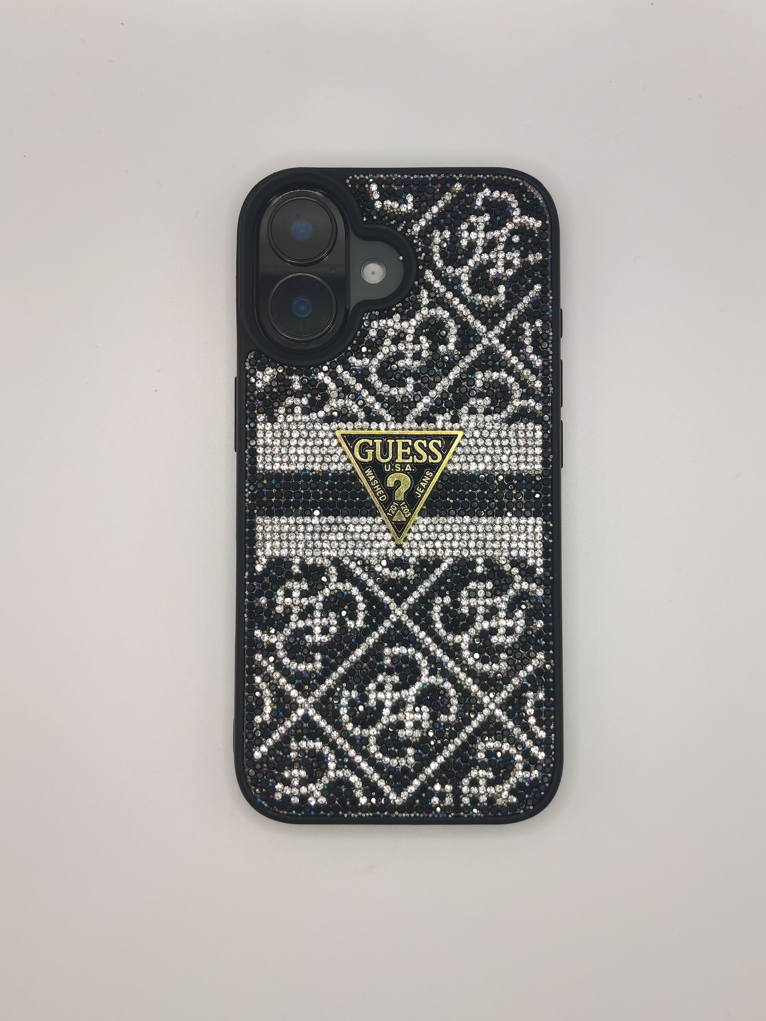 Чехол со стразами* для Iphone 16 / Айфон 16 (Black/Чёрный) "Guess"