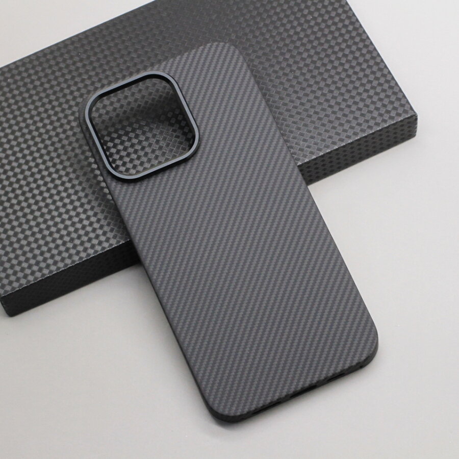 Карбонвый чехол для iPhone 15 Pro Max с Magsafe. Apple iPhone 15 Pro Max case. — фото 1