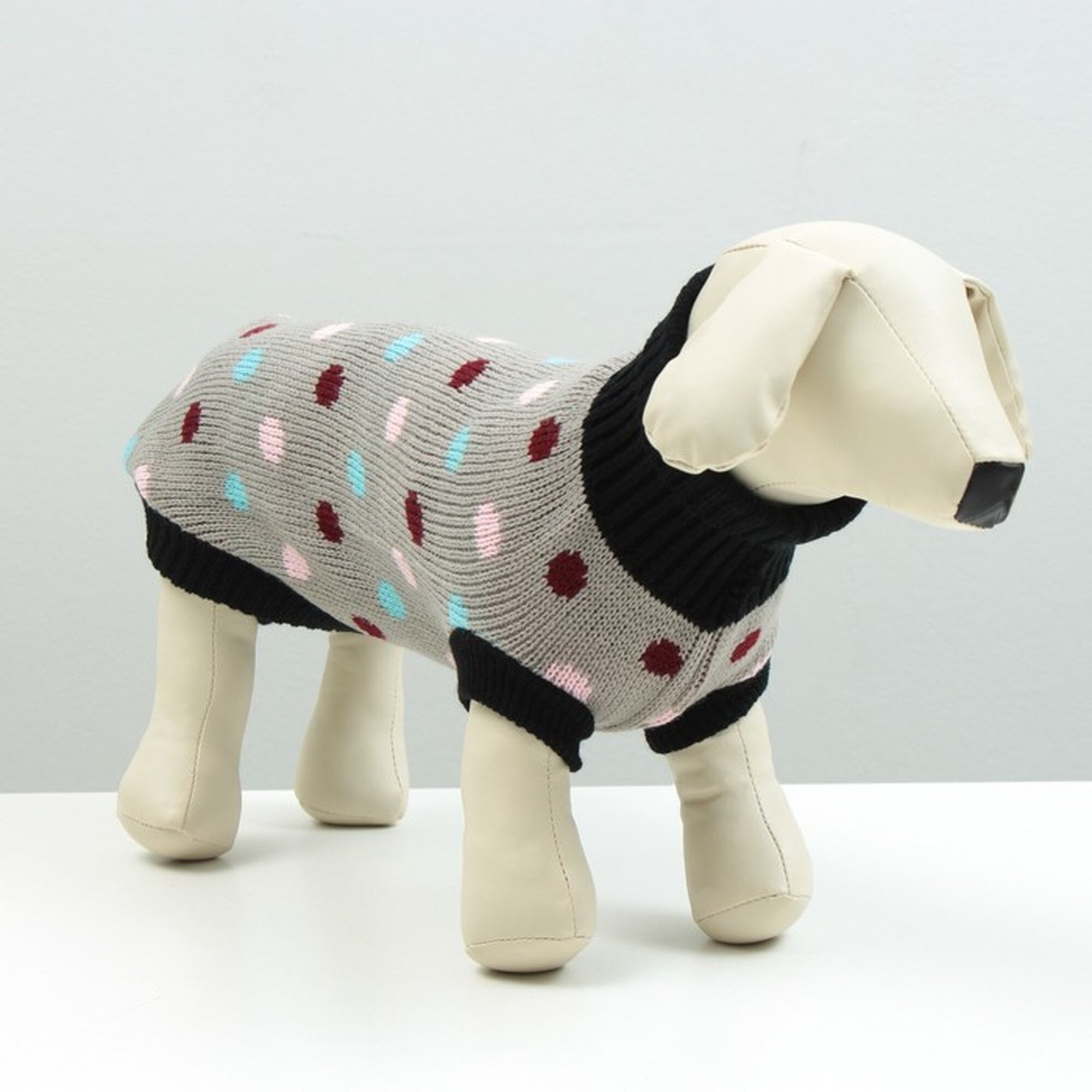 Свитер размер 16 (ДС 45-60 ОШ 20-37 ОГ 37-52 см) микс расцветок