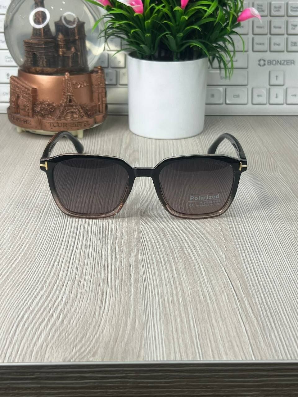 Солнцезащитные очки Tom Ford, коричневый — фото 1