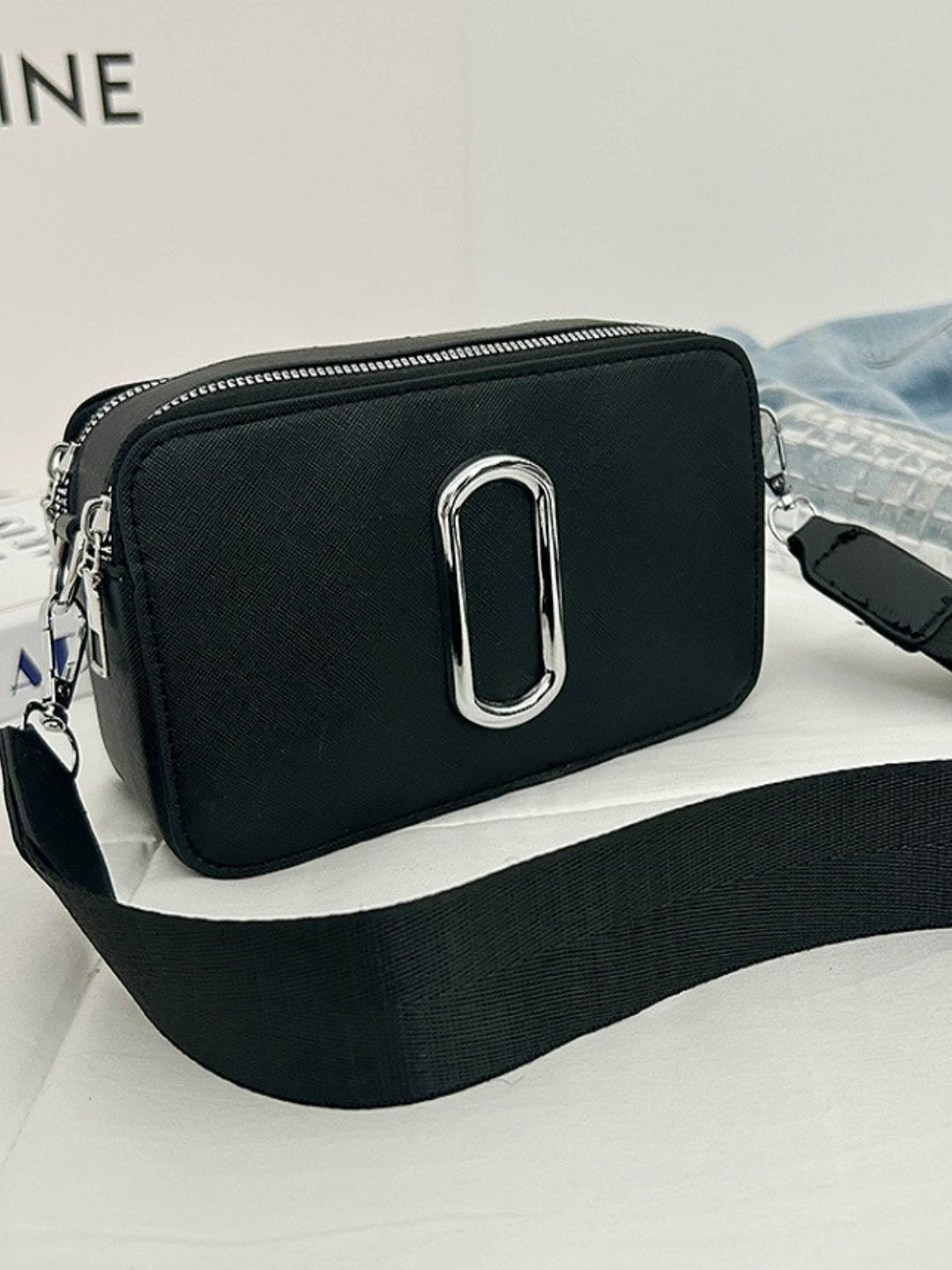 Сумка  Black Oval Minimal Bag, черный