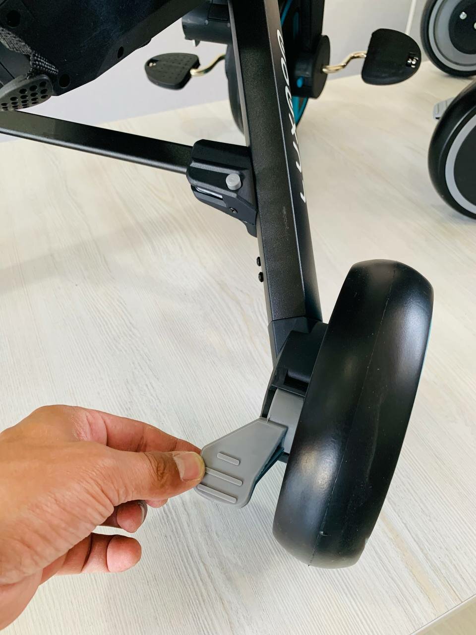 Велоколяска Luxmom — фото 1