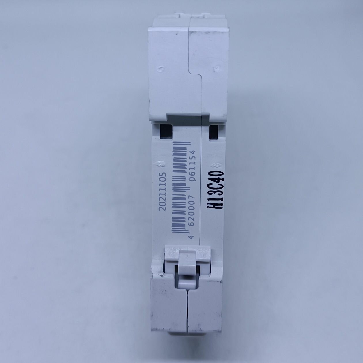 Выключатель автоматический 40А 1-пол тип C 4,5кА ВА-101 DeKraft — фото 1