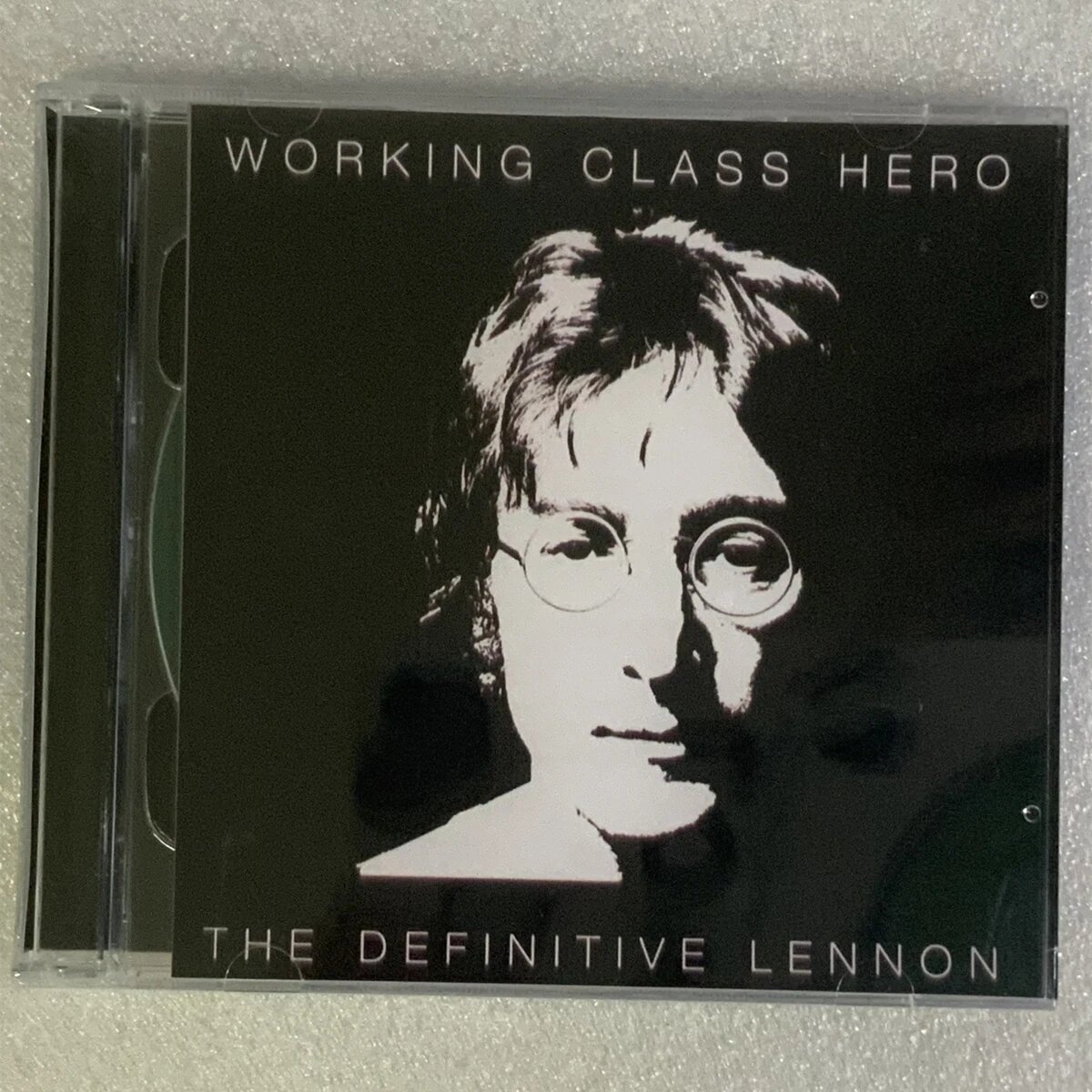 CD-плеер TAKARA TOMY Rock John Lennon 2шт