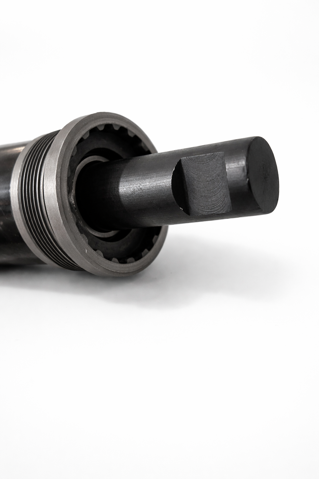 Каретка велосипедная под шпильки, картриджная, 68 мм, вал 142 мм