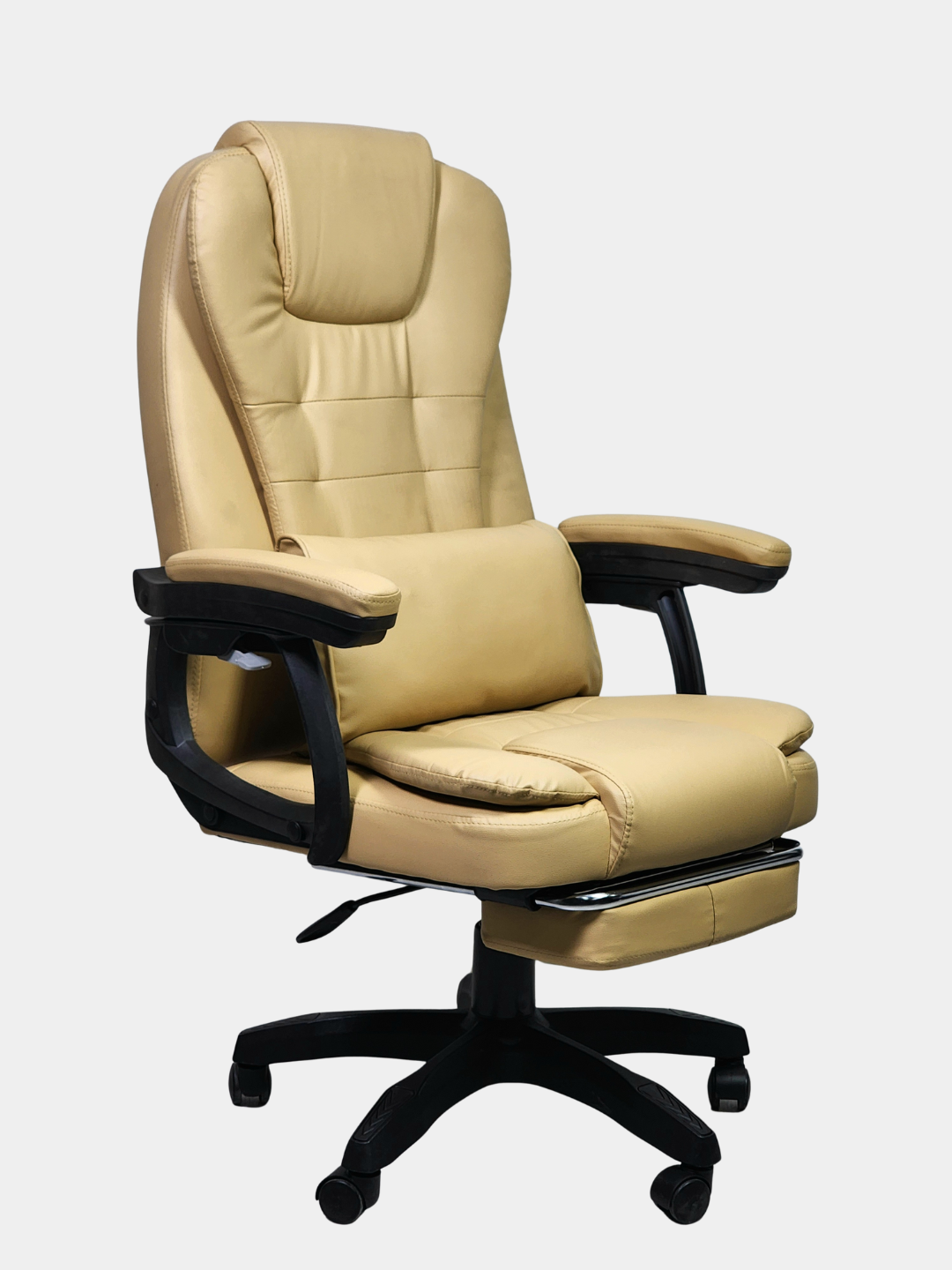 Кресло офисное CROWN, массажная подушка, наклон спинки до 135°. Эко Кожа - коричневый