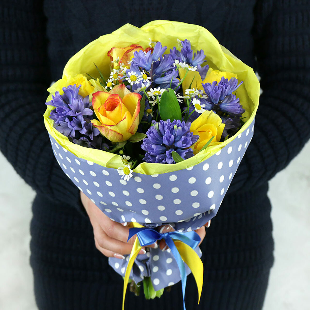 Букет Букет Маркет "Гиацинты розы и ромашка" сборный под ленту