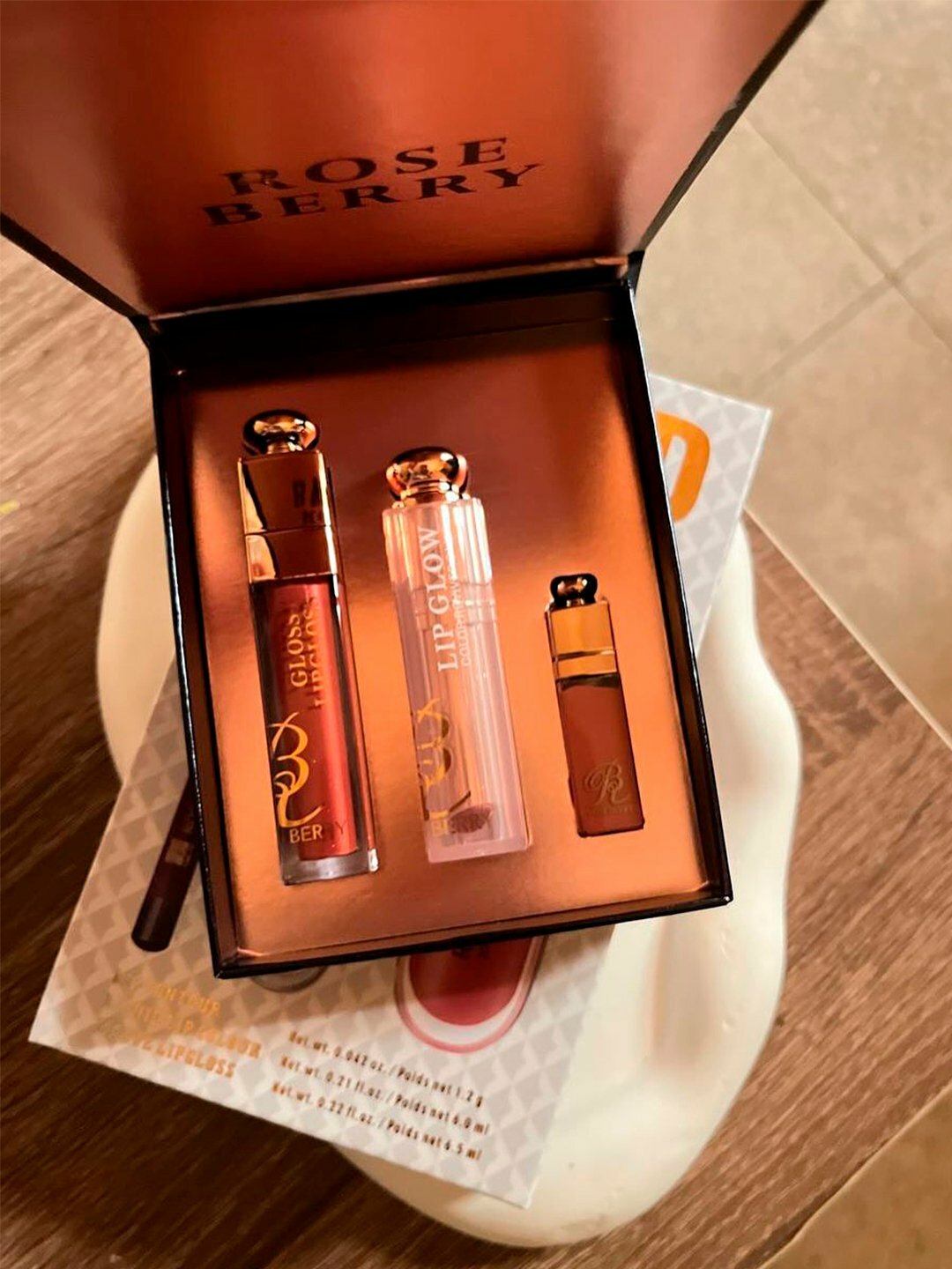 Набор косметика 6 в 1 для ухода за лицом подарочный бьюти бокс — фото 1