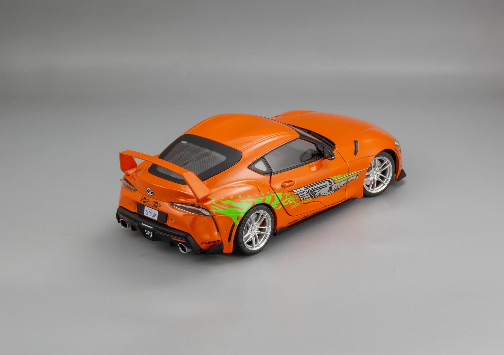 Коллекционная масштабная модель 1:18 Toyota GR Supra Tribute - 2024 от Solido — фото 1
