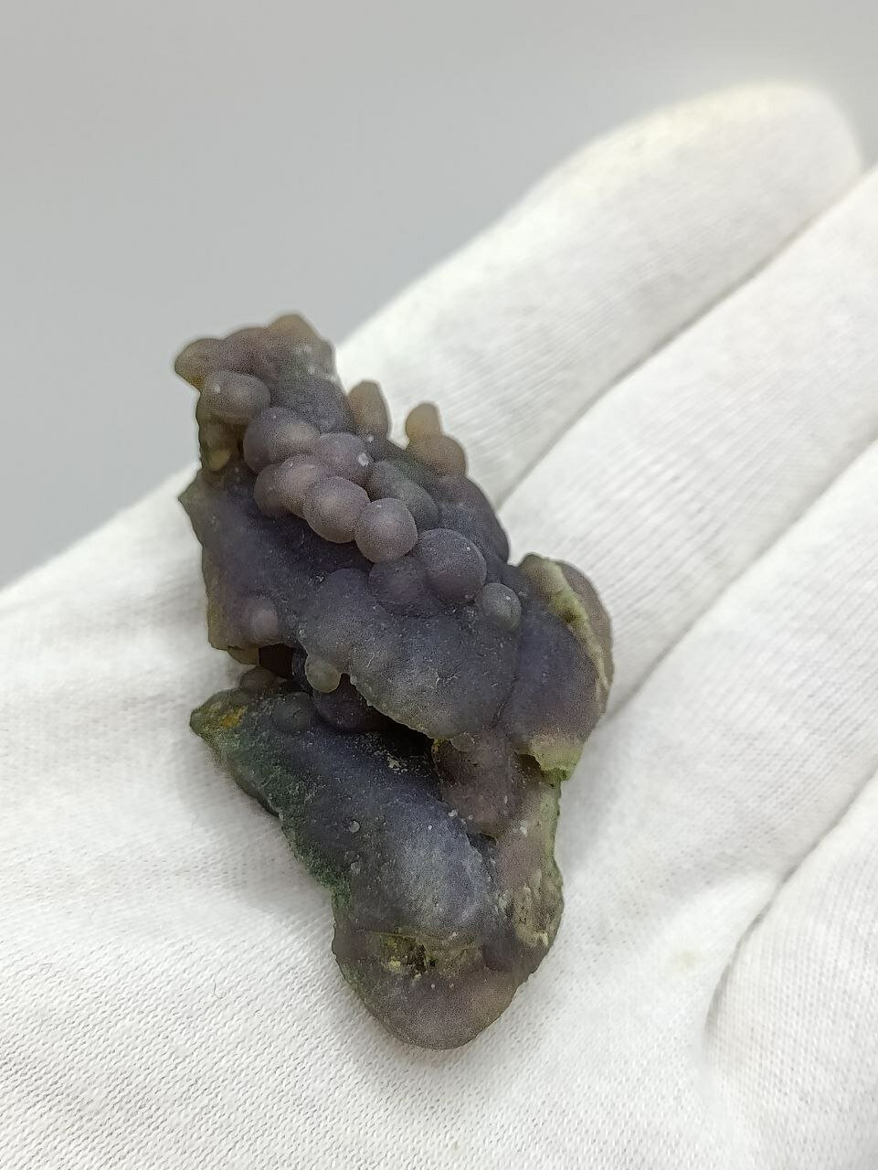 Виноградный халцедон, 61 мм — фото 1