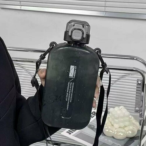 CREAWIND пластиковая бутылка для воды 750 мл Белый 750ml 900₽