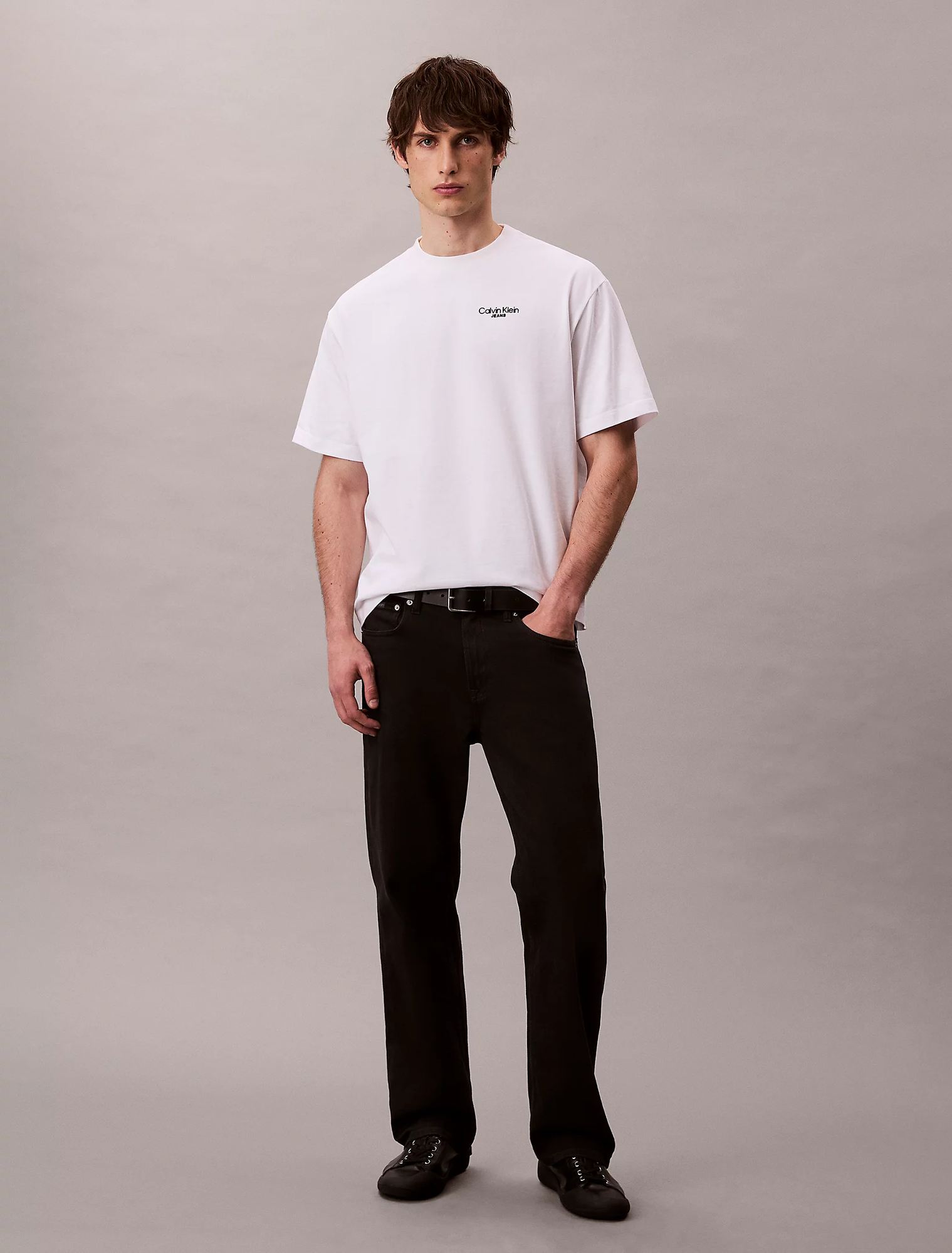 Футболка Calvin Klein Jeans, 1 шт., размер XL, белый — фото 1