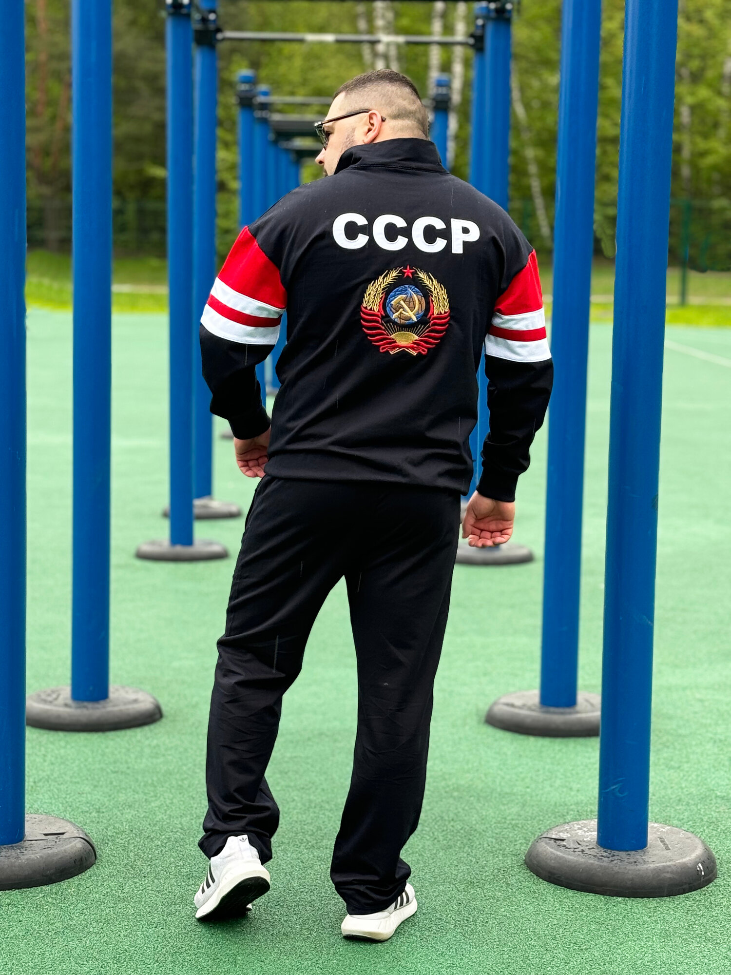 Костюм спортивный , размер XL, черный