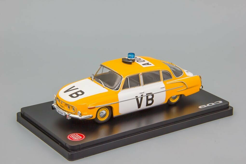 Масштабная модель Tatra 603 (1969) Czechoslovak Communist Police