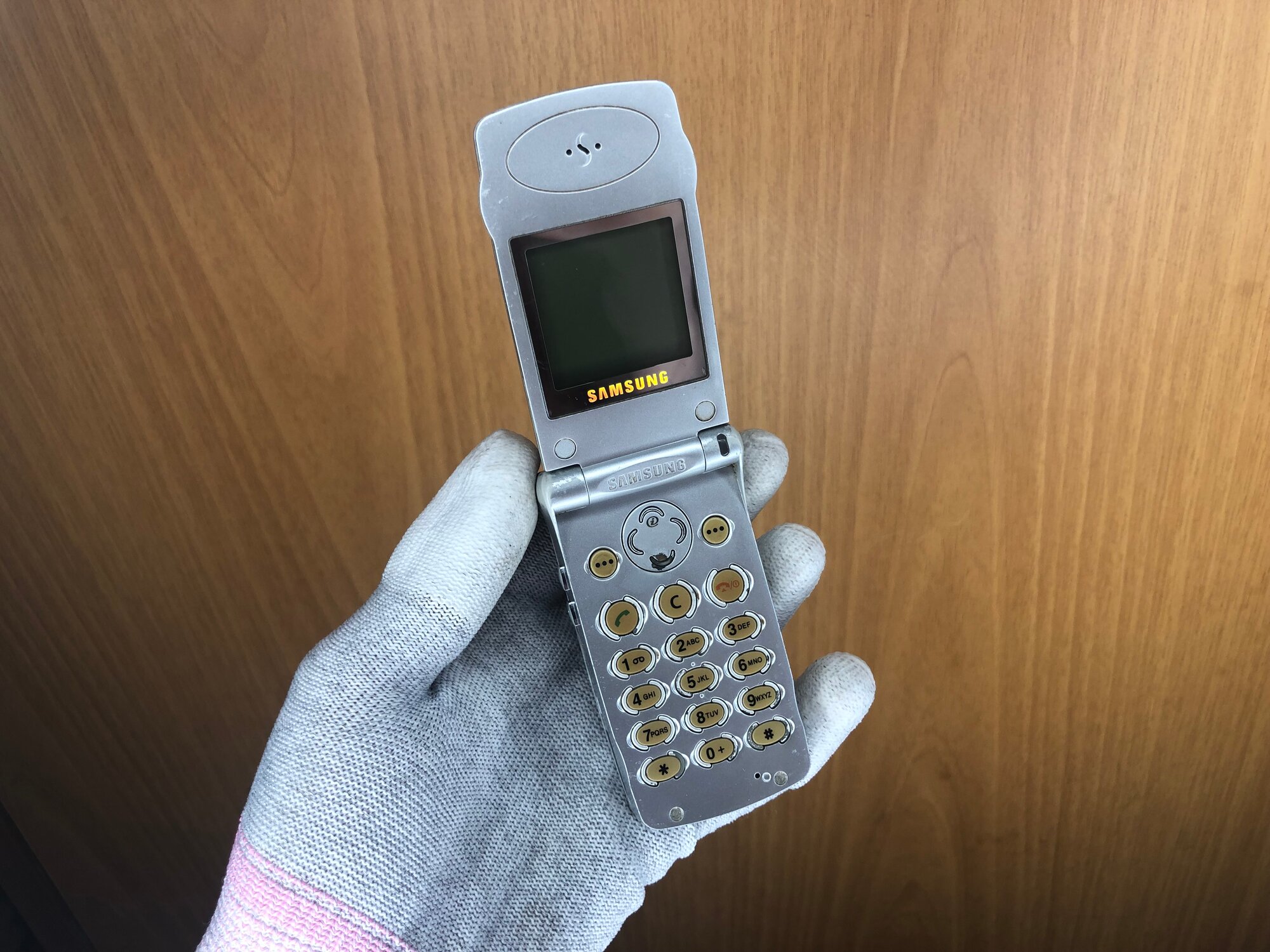 Samsung A300 Оригинальный Б/У Retro Mania дарит ностальгию, Ретро телефон
