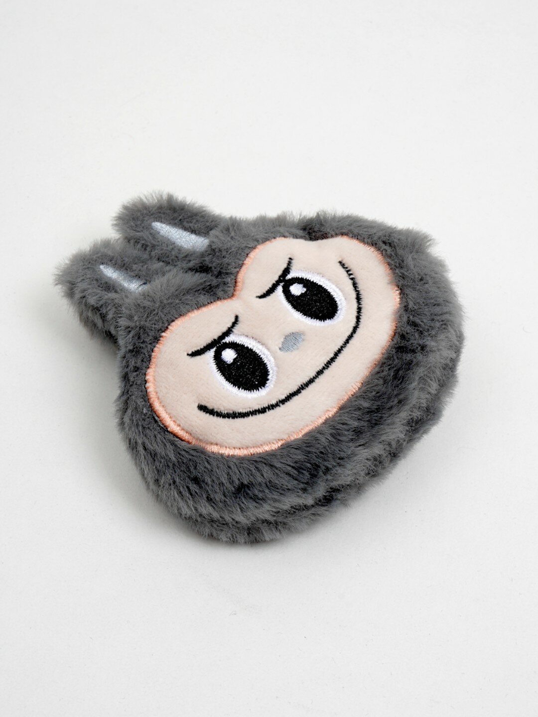 Брелок, серый — фото 1