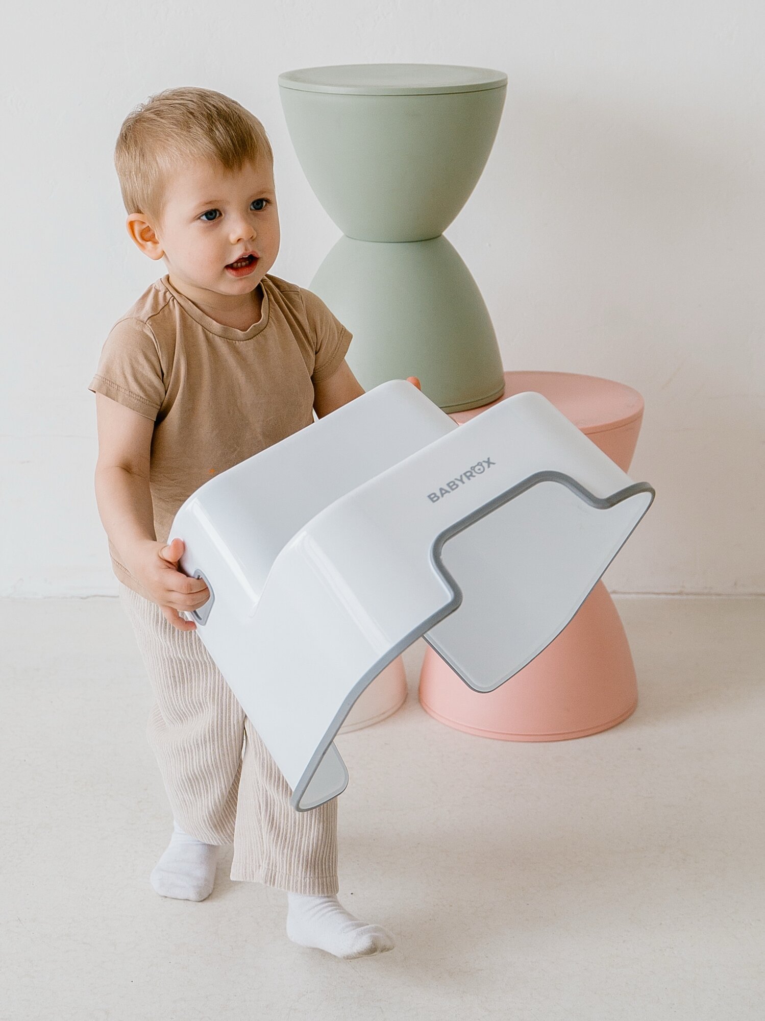 Стульчик-подставка двухступенчатый BABYROX, до 100кг, нескользящий, белый — фото 1