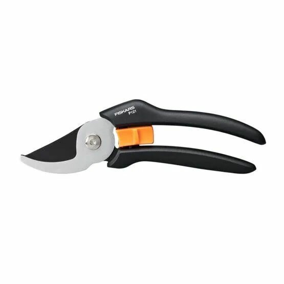 Секатор плоскостной Fiskars Solid P121 (1057160)