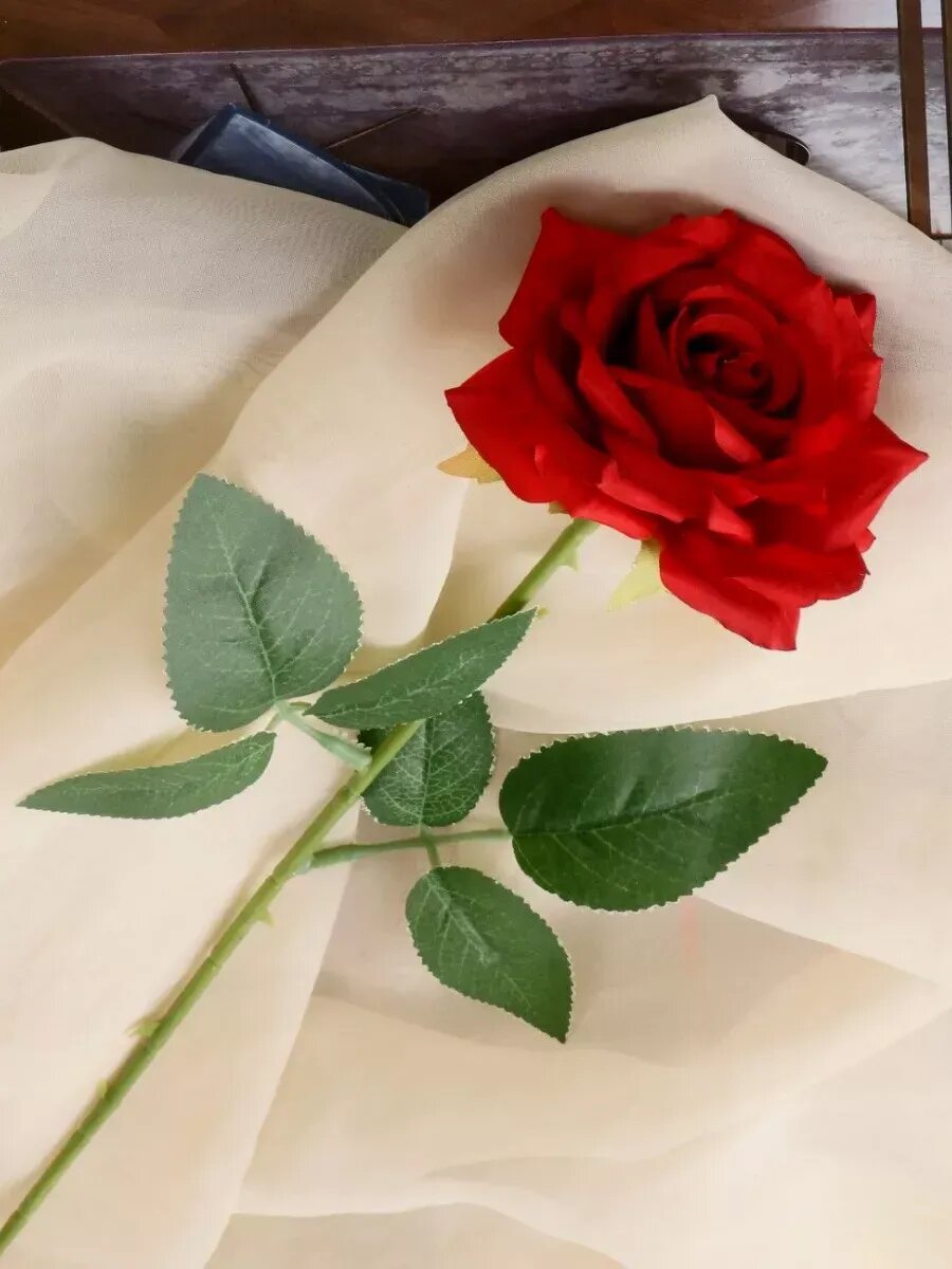 Искусственные цветы для декора Роза Гран При 8 х 56 см