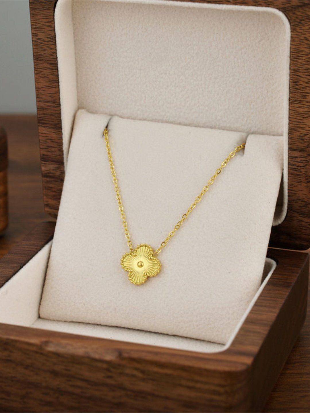 Набор украшений Savdo Belgisi "Van Clee", в стиле Van Cleef&Arpels, защита от битума/птичьего помета/масла — фото 1