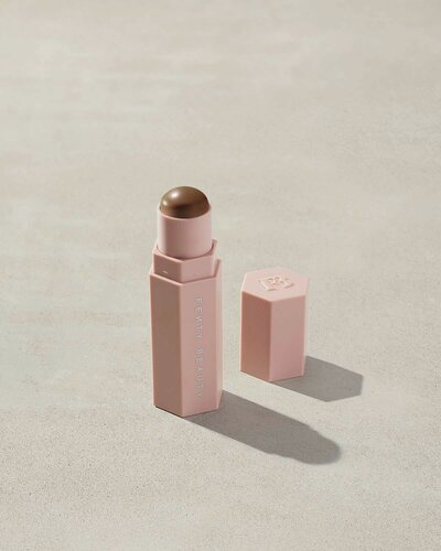 Изображение товара FENTY BEAUTY Стик для контуринга Match Stix Contour Skinstick 7.1 г, 10 Suedish