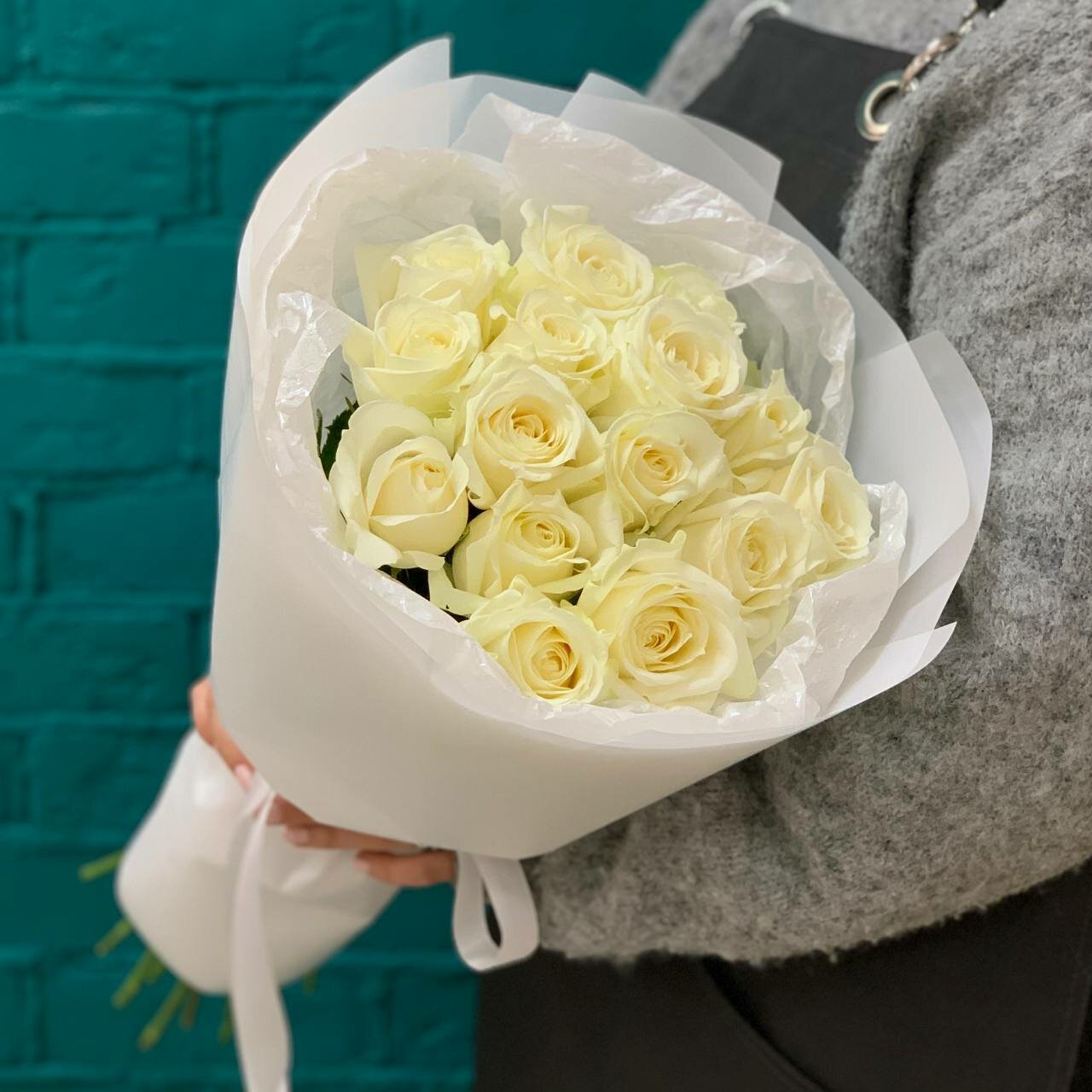 Букет из 15 белых роз