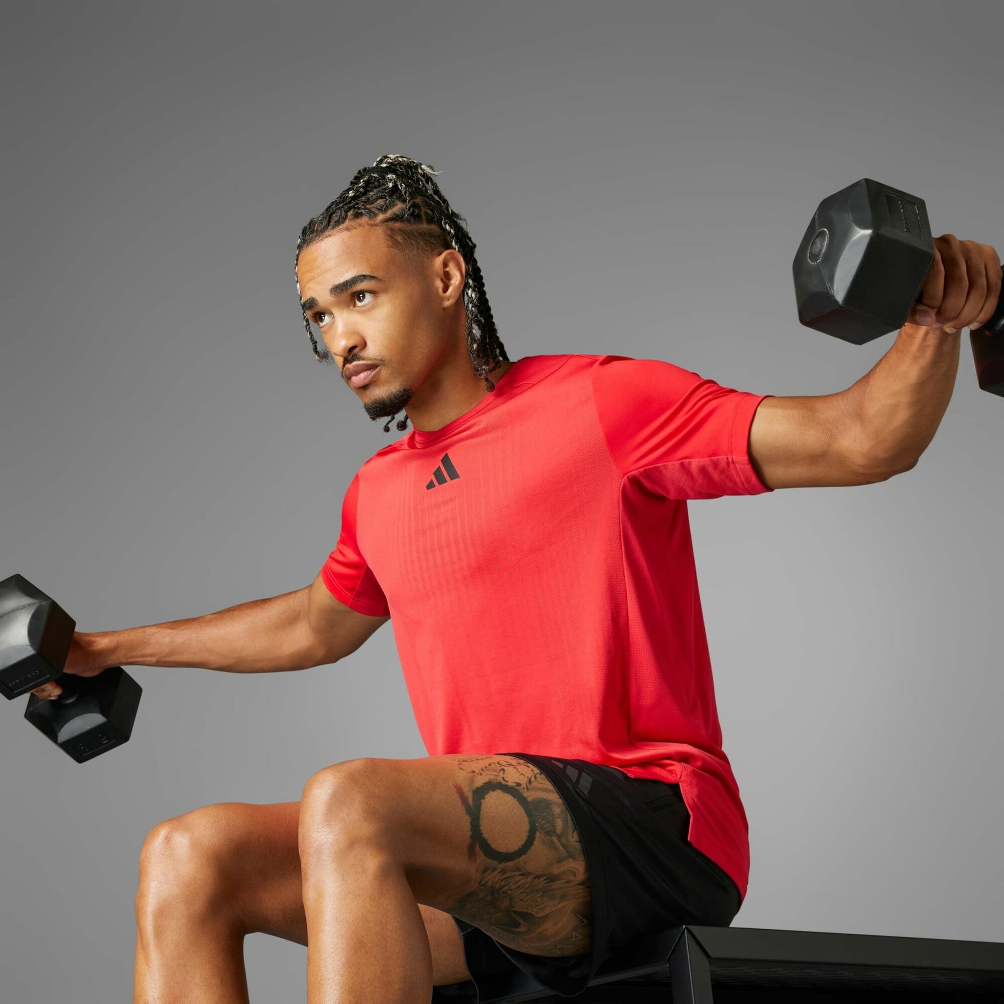 Футболка спортивная adidas Airchill Tee, размер M, красный