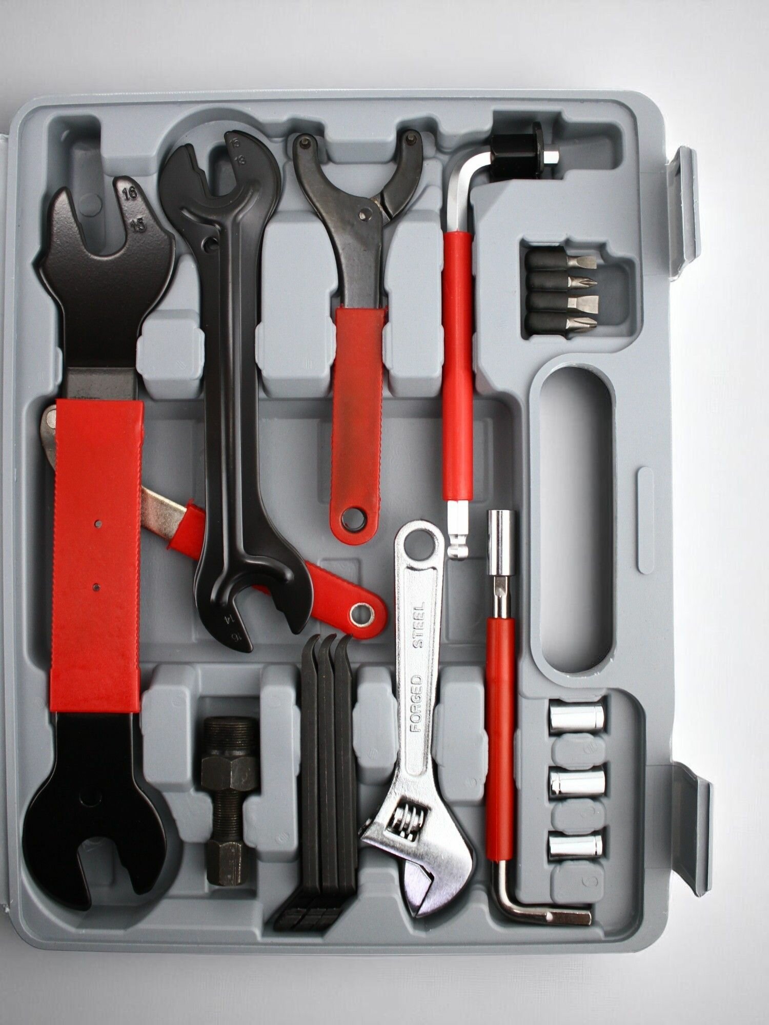 Набор инструментов для ремонта велосипеда 44 предмета, в кейсе — фото 1