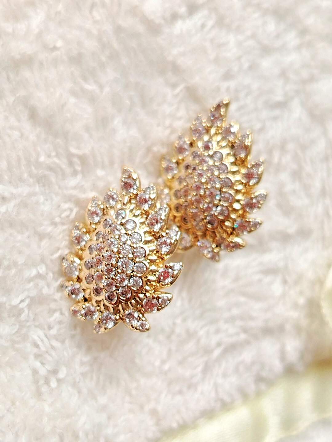 Серьги XUPING JEWELRY, светло-бежевый — фото 1