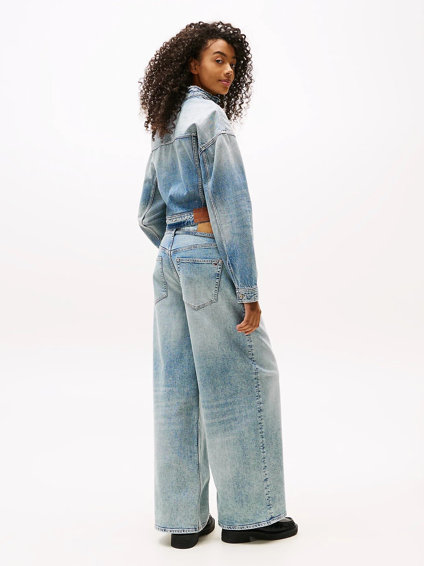 Джинсы широкие Tommy Jeans, размер 32/30 JEAN, голубой — фото 1